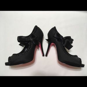 Betsey Johnson Cute Satin Peep-toe Heels